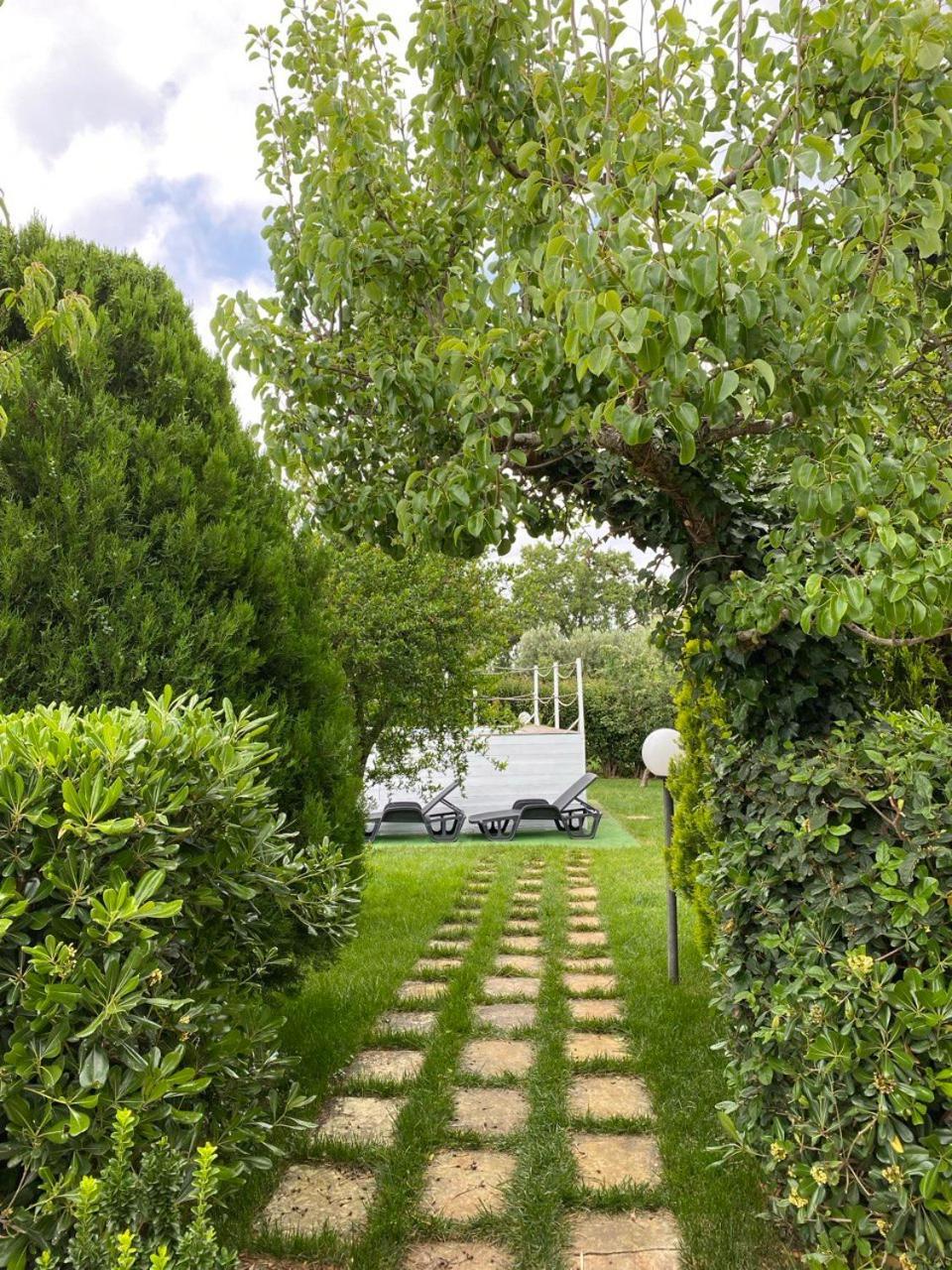 Вілла Il Trullo Del Lazzeruolo Santa Lucia  Екстер'єр фото