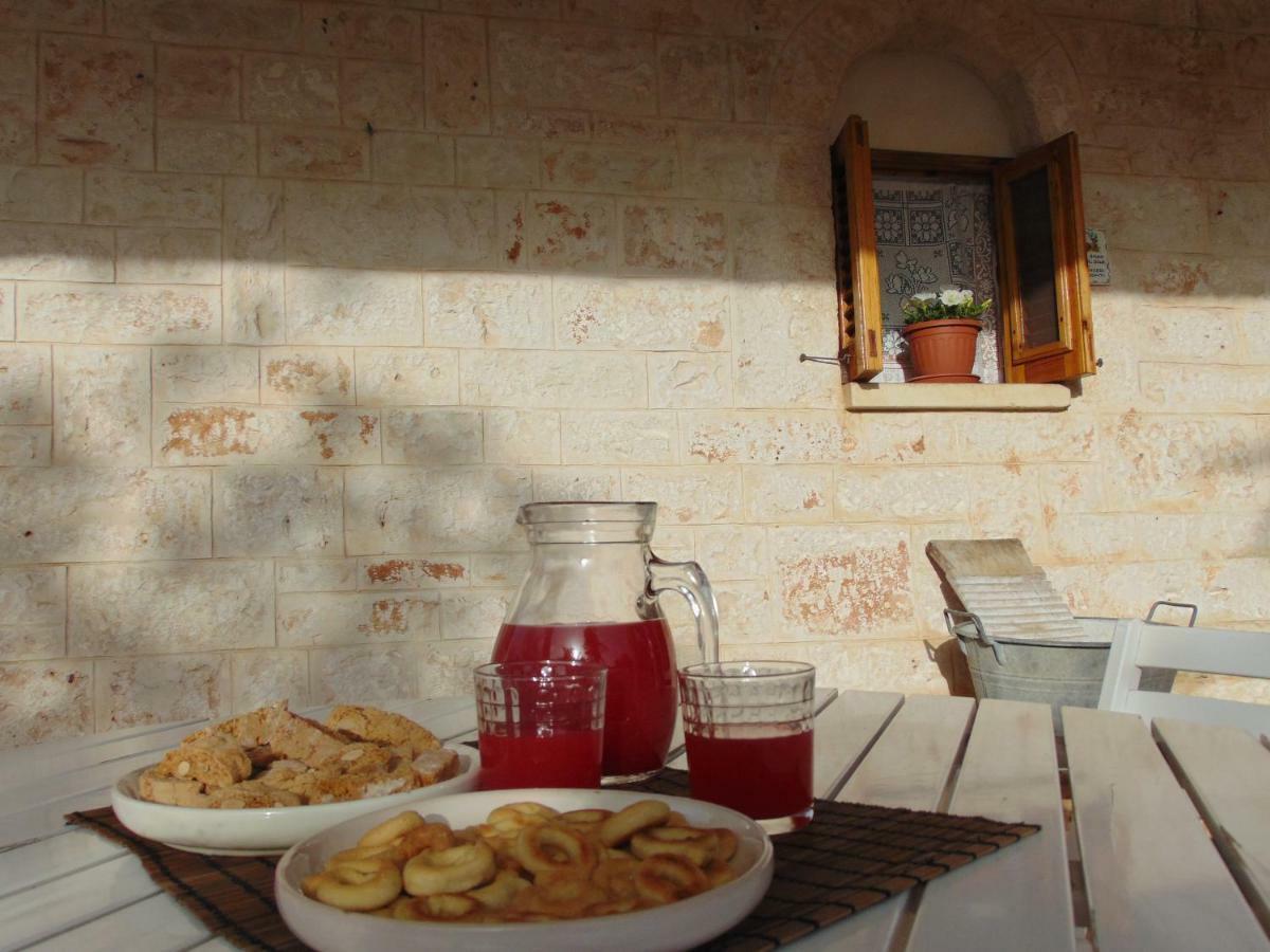 Вілла Il Trullo Del Lazzeruolo Santa Lucia  Екстер'єр фото